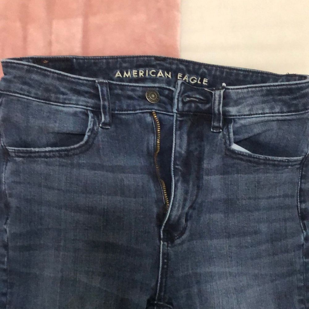 NEVER WORN American Eagle dark wash jeans